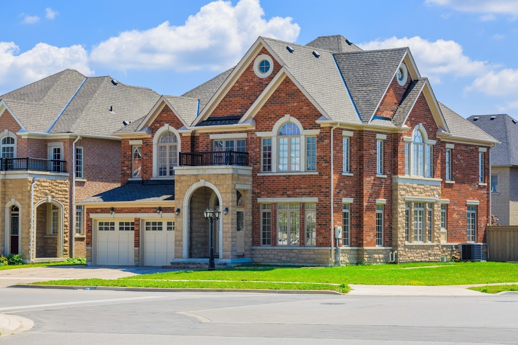 SKYHUB Real Estate | 59 Annie Craig Dr, Etobicoke, ON M8V 0C4, Canada | Phone: (905) 999-7774