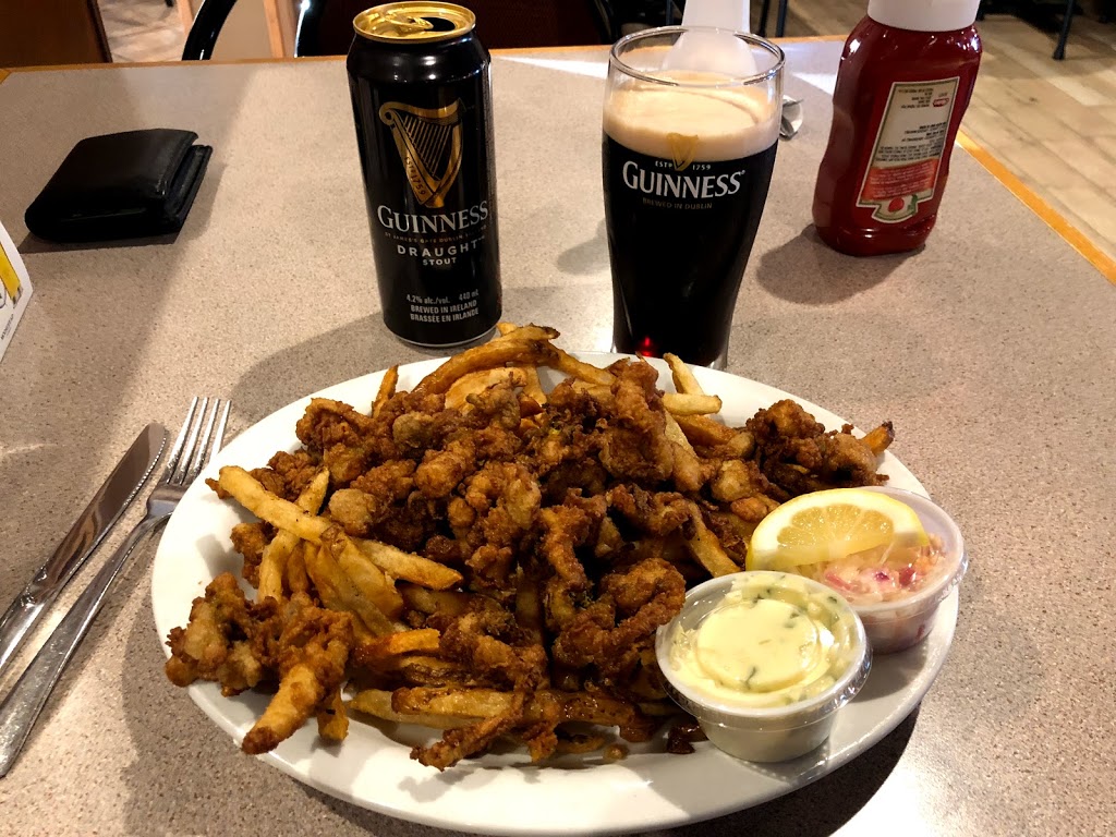 Pilots Pub | 10 Atlantic St, Dartmouth, NS B2Y 4M8, Canada | Phone: (902) 461-4300