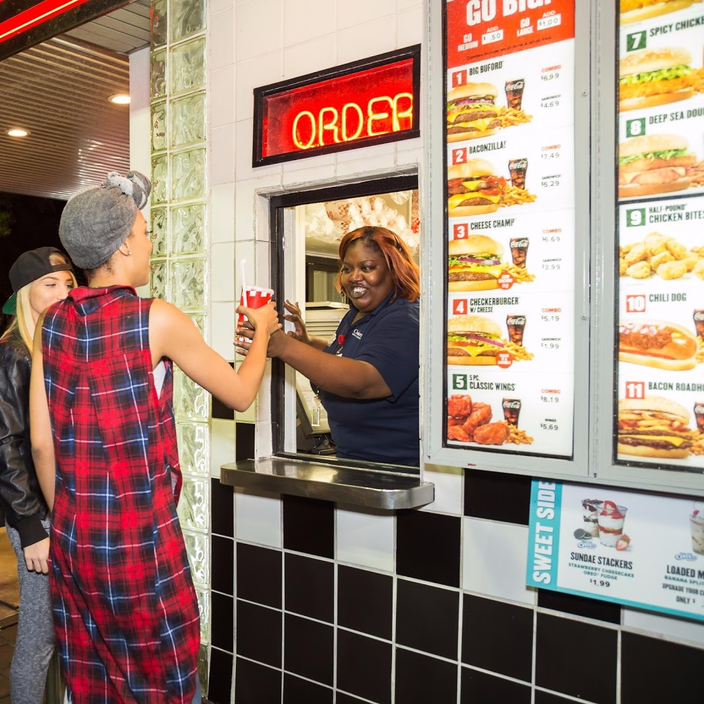 Checkers | 2852 Pine Grove Ave, Port Huron, MI 48060, USA | Phone: (810) 294-5482