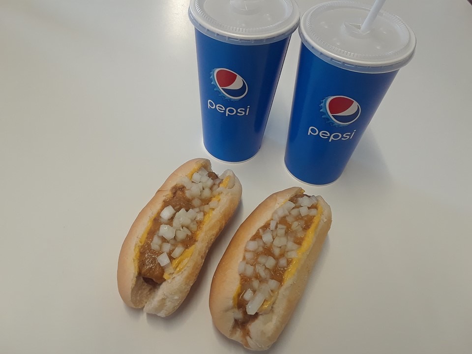 Hodder Greeks | 445 Hodder Ave, Thunder Bay, ON P7A 1V2, Canada | Phone: (807) 683-8741
