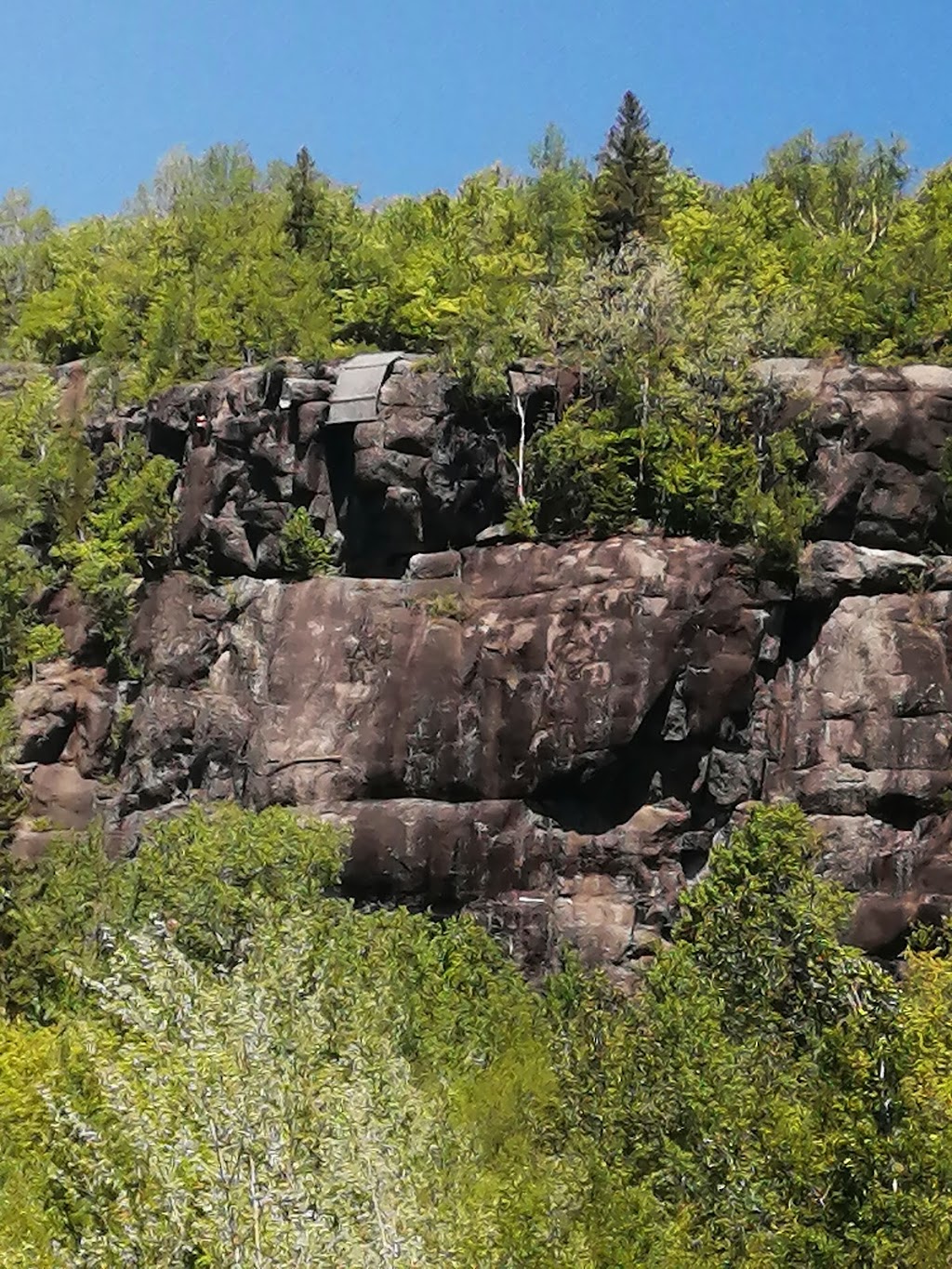 Tyroparc | 400 Chem. du Mont Catherine, Sainte-Agathe-des-Monts, QC J8C 0L1, Canada | Phone: (819) 324-2002