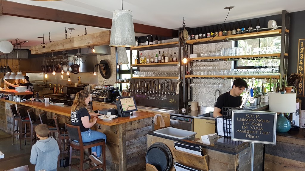 Microbrasserie Auberge Sutton Brouërie | 27 Rue Principale Sud St, Sutton, QC J0E 2K0, Canada | Phone: (450) 538-0005