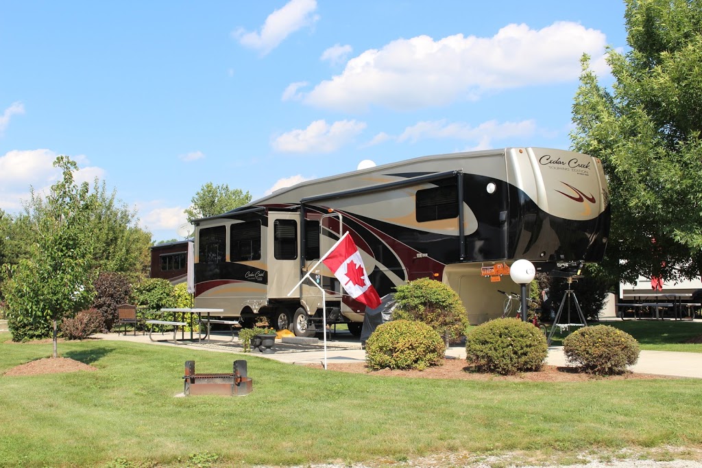 Barrie KOA Holiday | 3138 Penetanguishene Rd, Barrie, ON L9X 1Z7, Canada | Phone: (705) 726-6128