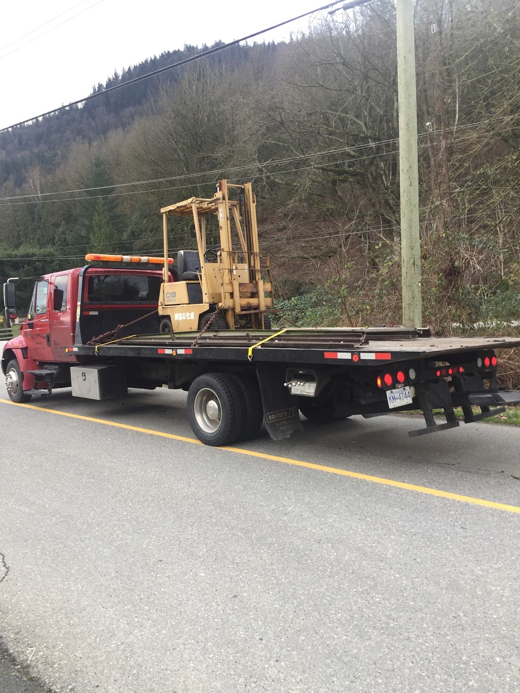 C W Automotive & Towing | 5027 Browne Rd, Chilliwack, BC V2R 4R3, Canada | Phone: (604) 823-7411