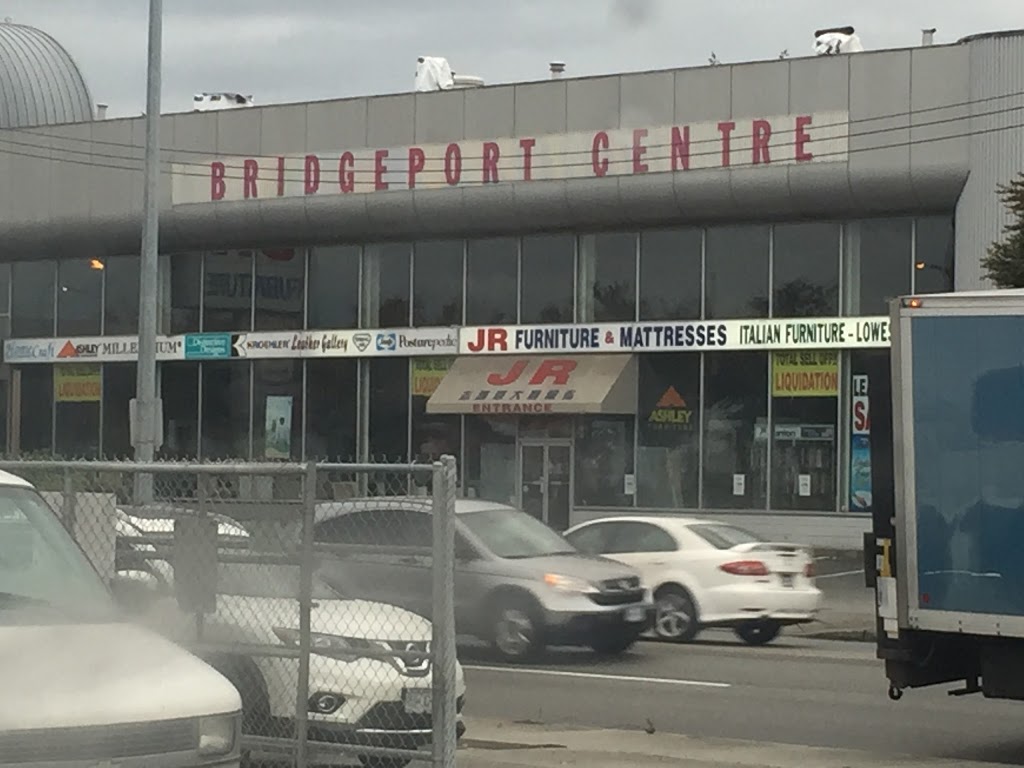 JR Furniture | 11938 Bridgeport Rd, Richmond, BC V6X 1T2, Canada | Phone: (604) 244-8384
