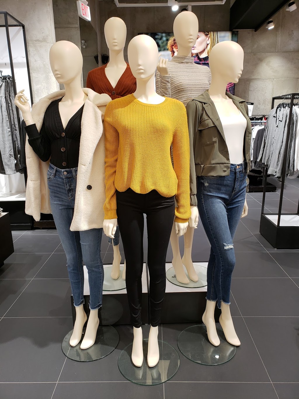 Dynamite | 5000 Hwy 7 #1075, Markham, ON L3R 4M9, Canada | Phone: (905) 470-6079