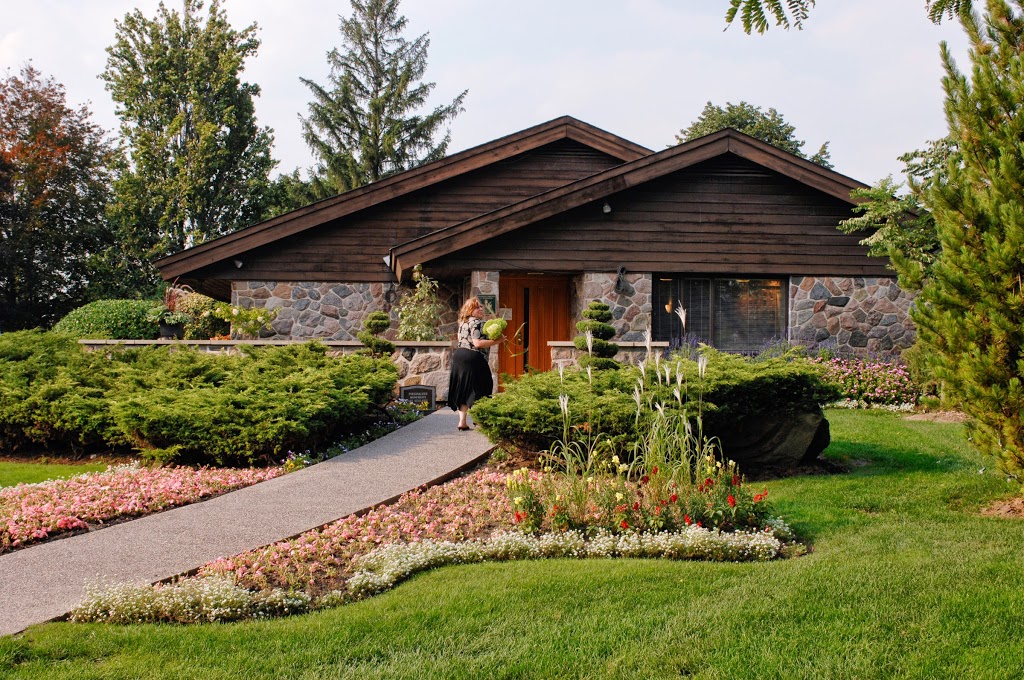 Beechwood Cemetery | 7241 Jane St, Concord, ON L4K 1A7, Canada | Phone: (905) 669-1827