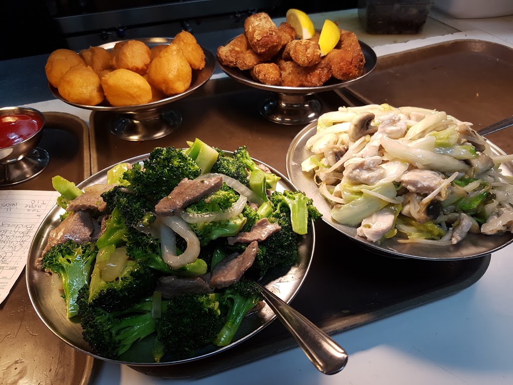 Chinese Express | 601 Arthur St W, Thunder Bay, ON P7E 5R6, Canada | Phone: (807) 475-8833
