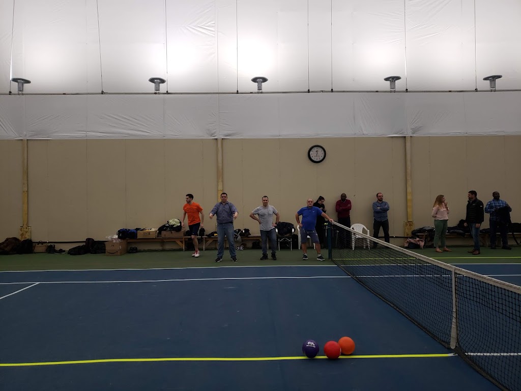 Club Sportif Côte de Liesse CDL | 8305 Chem. de la Côte-de-Liesse, Saint-Laurent, QC H4T 1G5, Canada | Phone: (514) 735-2582