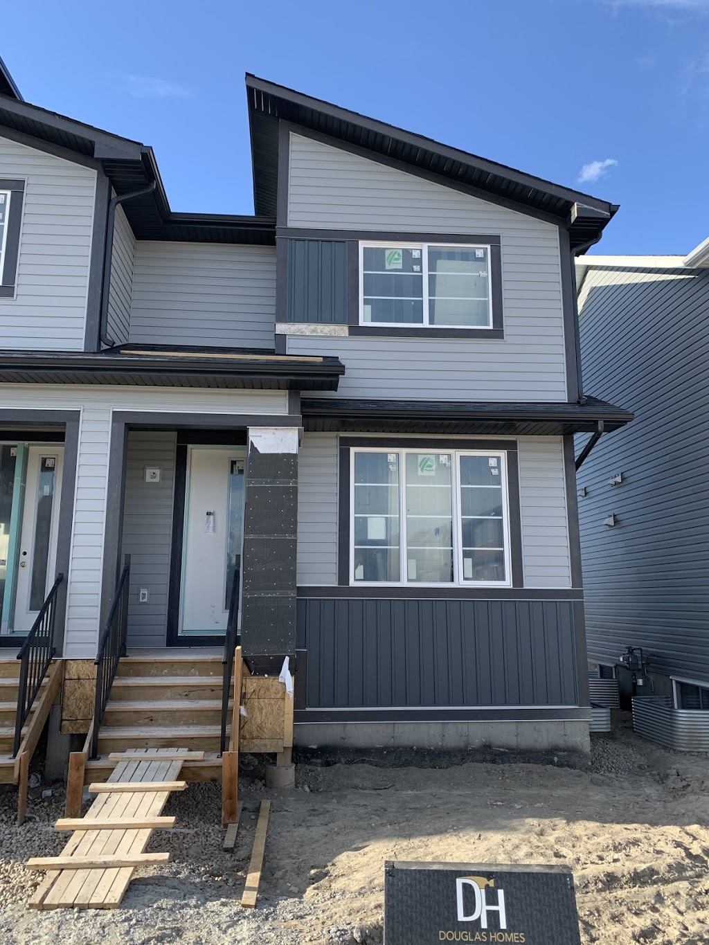 Donnelly Real Estate | 35 Crystal Shores Rd, Okotoks, AB T1S 2H7, Canada | Phone: (403) 479-5129