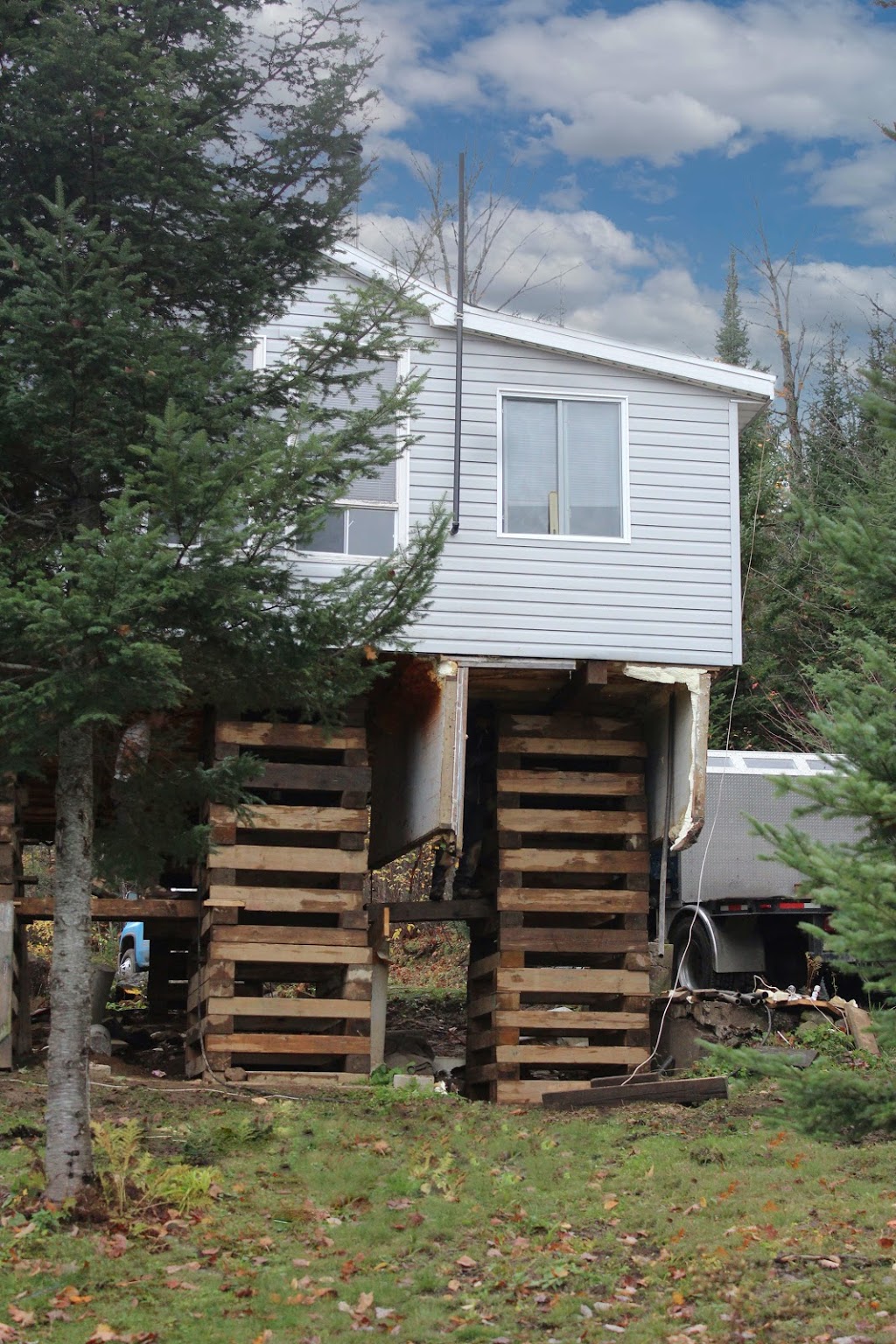 Cottage Rescue | 1017 Laycox Rd, Gravenhurst, ON P1P 1R3, Canada | Phone: (705) 640-0114