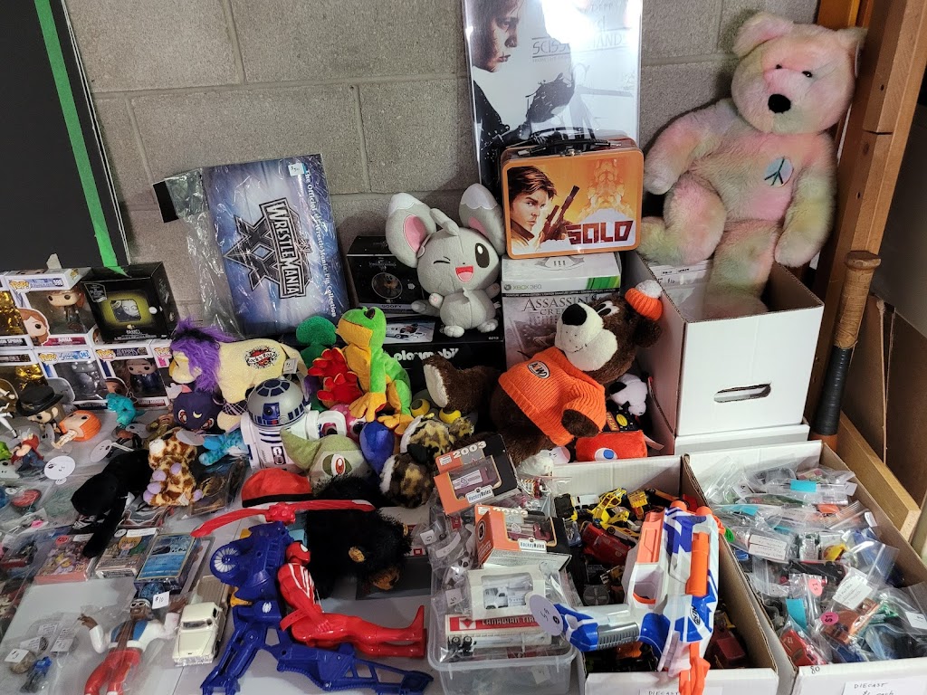 Meatheads Collectibles | 634 Strasburg Rd #36, Kitchener, ON N2E 2G8, Canada | Phone: (519) 591-7311