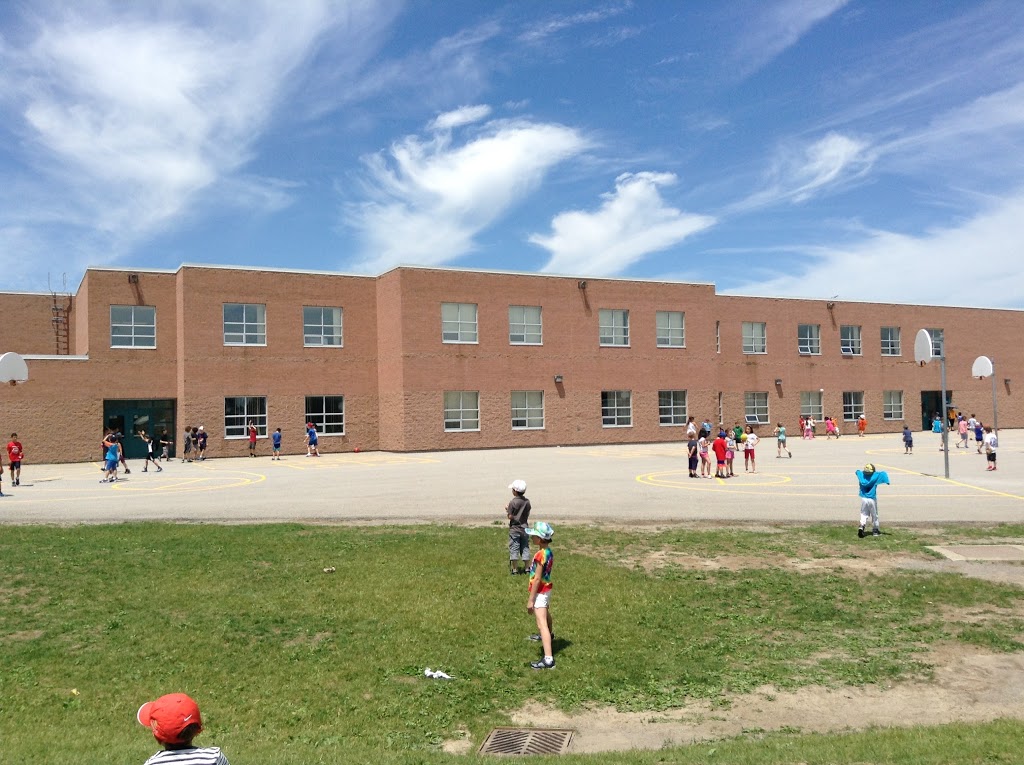 Ventura Park Public School 121 Worth Blvd Thornhill ON L4J 7V5 Canada