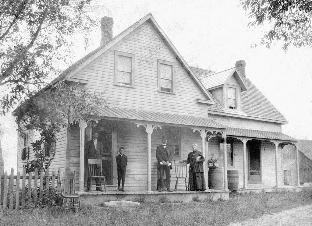 Susan Potter Photographic Restoration and Digital Services | 176 Flat Sedge Crescent, Gloucester, ON K1T 0G9, Canada | Phone: (613) 425-1301