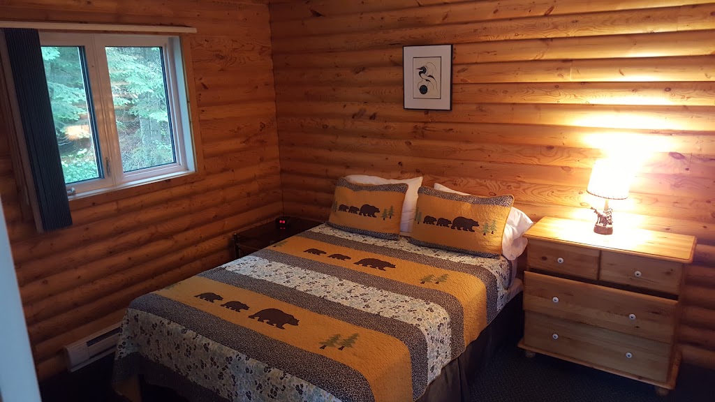Pinewood Lodge | MB-307, Seven Sisters Falls, MB R0E 1Y0, Canada | Phone: (204) 348-7549