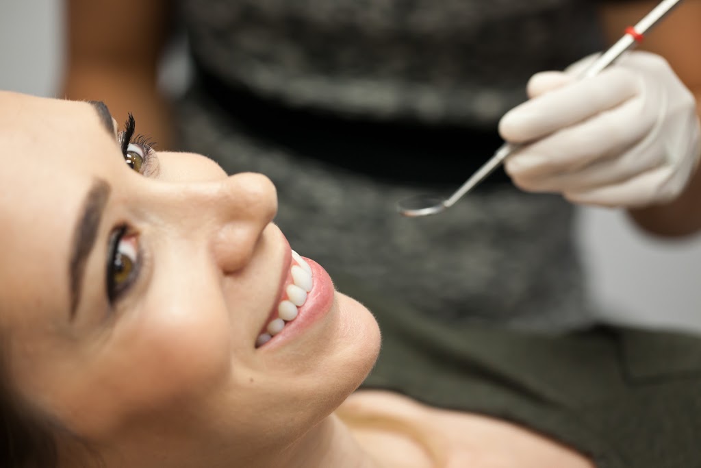 Yonge & Eglinton Dentistry | 2401 Yonge St #105, Toronto, ON M4P 3H1, Canada | Phone: (416) 483-4343