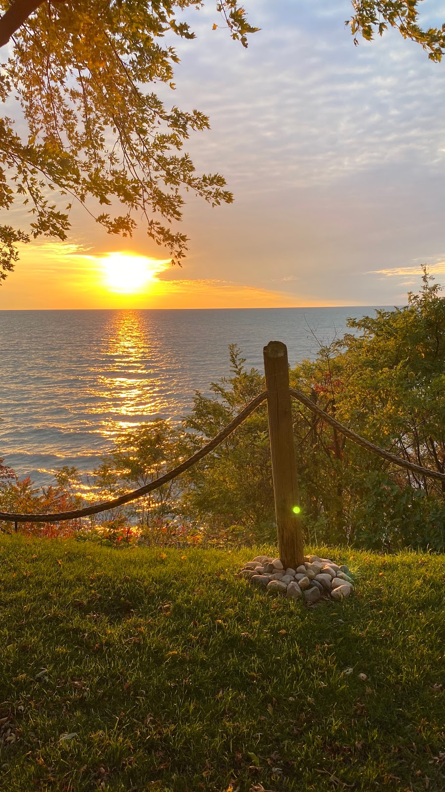 Patsys Place - Grand Bends Lakefront Cottage | 72607 Princess St, Zurich, ON N0M 2T0, Canada | Phone: (416) 993-3941