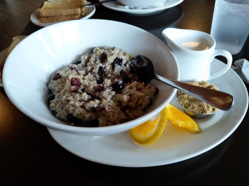 My Neighbourhood Restaurant | 260 BC-33, Kelowna, BC V1X 1X7, Canada | Phone: (250) 765-0221