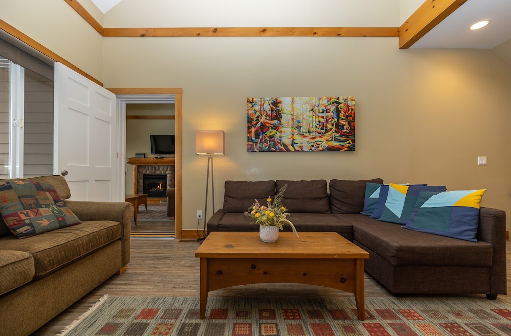 Simply Kimberley | 152 Stemwinder Dr, Kimberley, BC V1A 1B9, Canada | Phone: (250) 432-9748