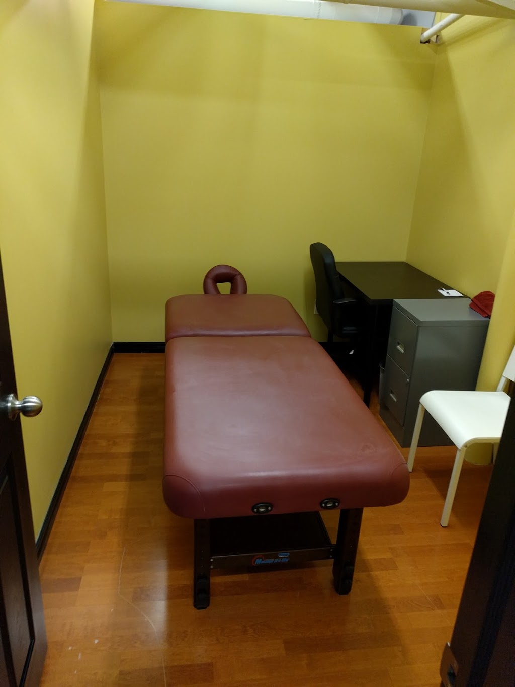 Studio City Wellness Centre | 4000 Steeles Ave W #18, Woodbridge, ON L4L 4V9, Canada | Phone: (416) 342-1488