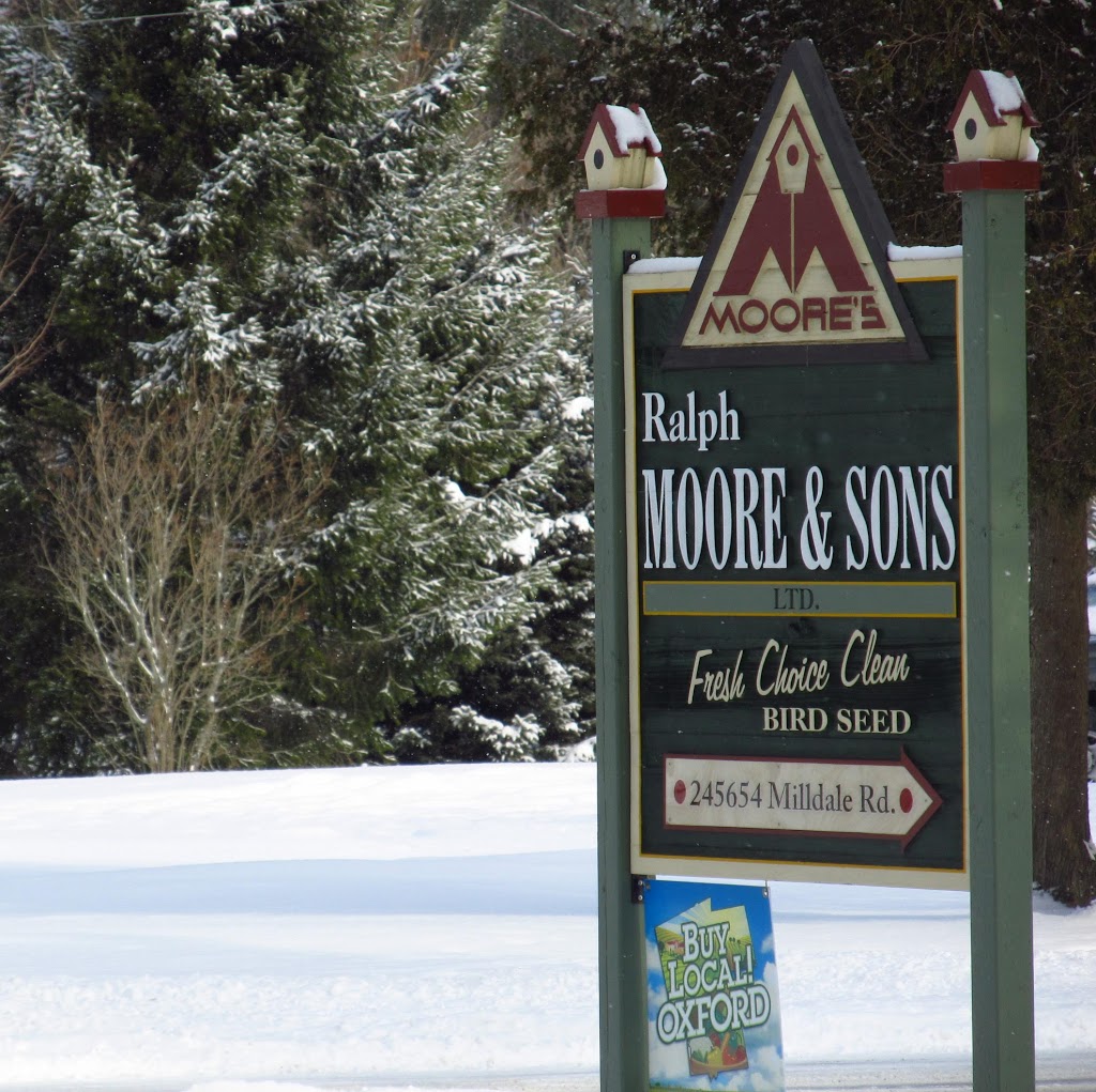 Ralph Moore & Sons | 245654 Milldale Rd, Otterville, ON N0J 1R0, Canada | Phone: (519) 879-6588