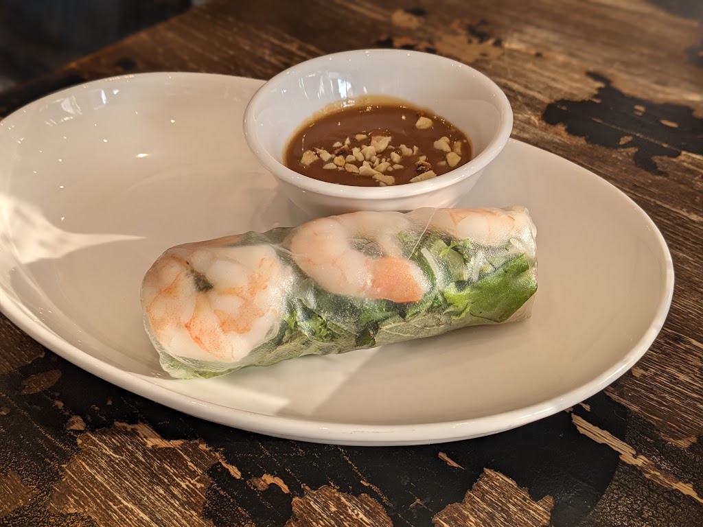 TRAN Cantine Vietnamienne | 4690 R. Notre Dame O, Montréal, QC H4C 1S6, Canada | Phone: (514) 379-4690