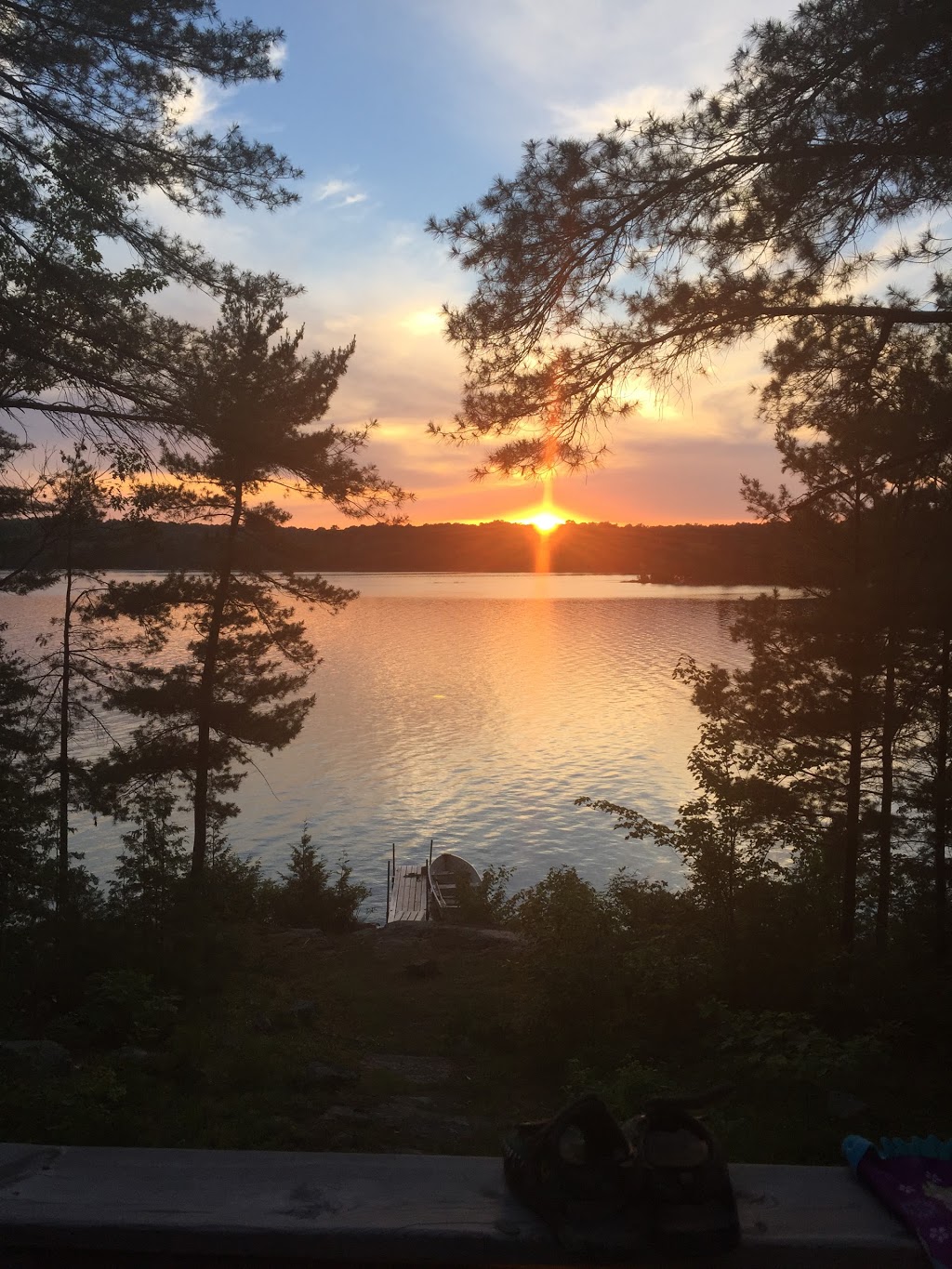Pineaires Resort | 54 Fire Rte 32, Buckhorn, ON K0L 1J0, Canada | Phone: (705) 657-8094