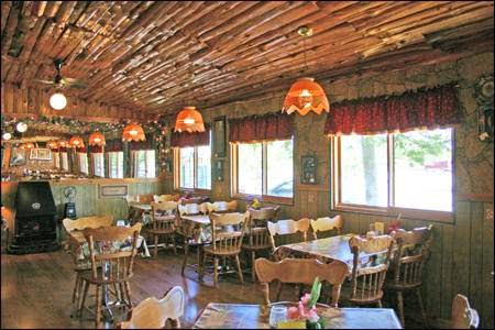 Lovesick Lake Restaurant | 4738 ON-28, Lakefield, ON K0L 2H0, Canada | Phone: (877) 654-3587