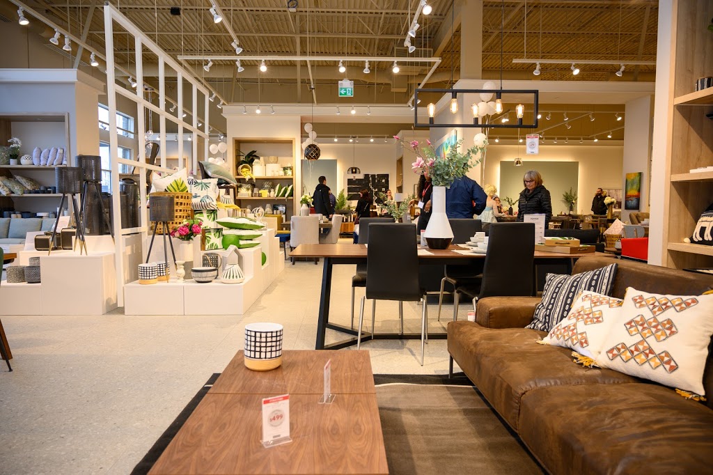 Structube | 4115 Walker Rd Unit 3-40, Windsor, ON N8W 3T6, Canada | Phone: (519) 250-1778