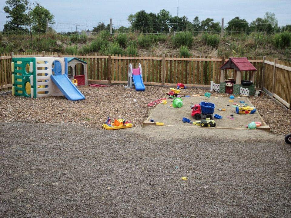 Raise N Shine Daycare | 910 Brock Rd, Dundas, ON L9H 5E4, Canada | Phone: (905) 659-3447
