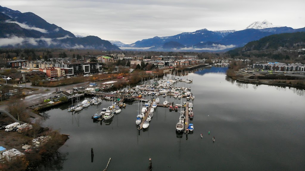 Squamish Yacht Club | 37778 Loggers Ln, Squamish, BC V8B 0B2, Canada | Phone: (604) 892-3942