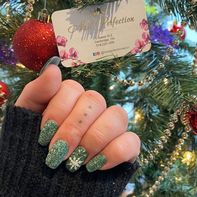 Nail Perfection | 6 Queen St E, Cambridge, ON N3C 2A6, Canada | Phone: (519) 220-1008
