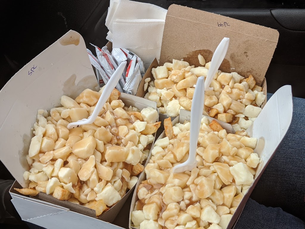 Larrys Chip Stand | 230 Main St, Sturgeon Falls, ON P2B 1P4, Canada | Phone: (705) 753-2375