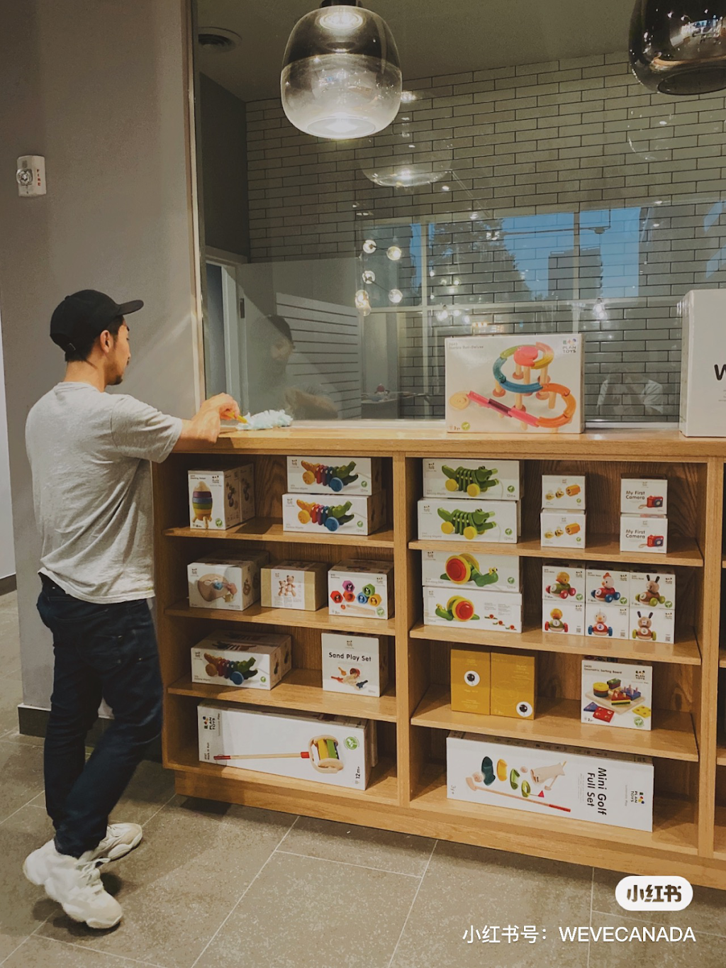 WEVE | 280 Lester St Unit 114, Waterloo, ON N2L 3W5, Canada | Phone: (519) 590-9383