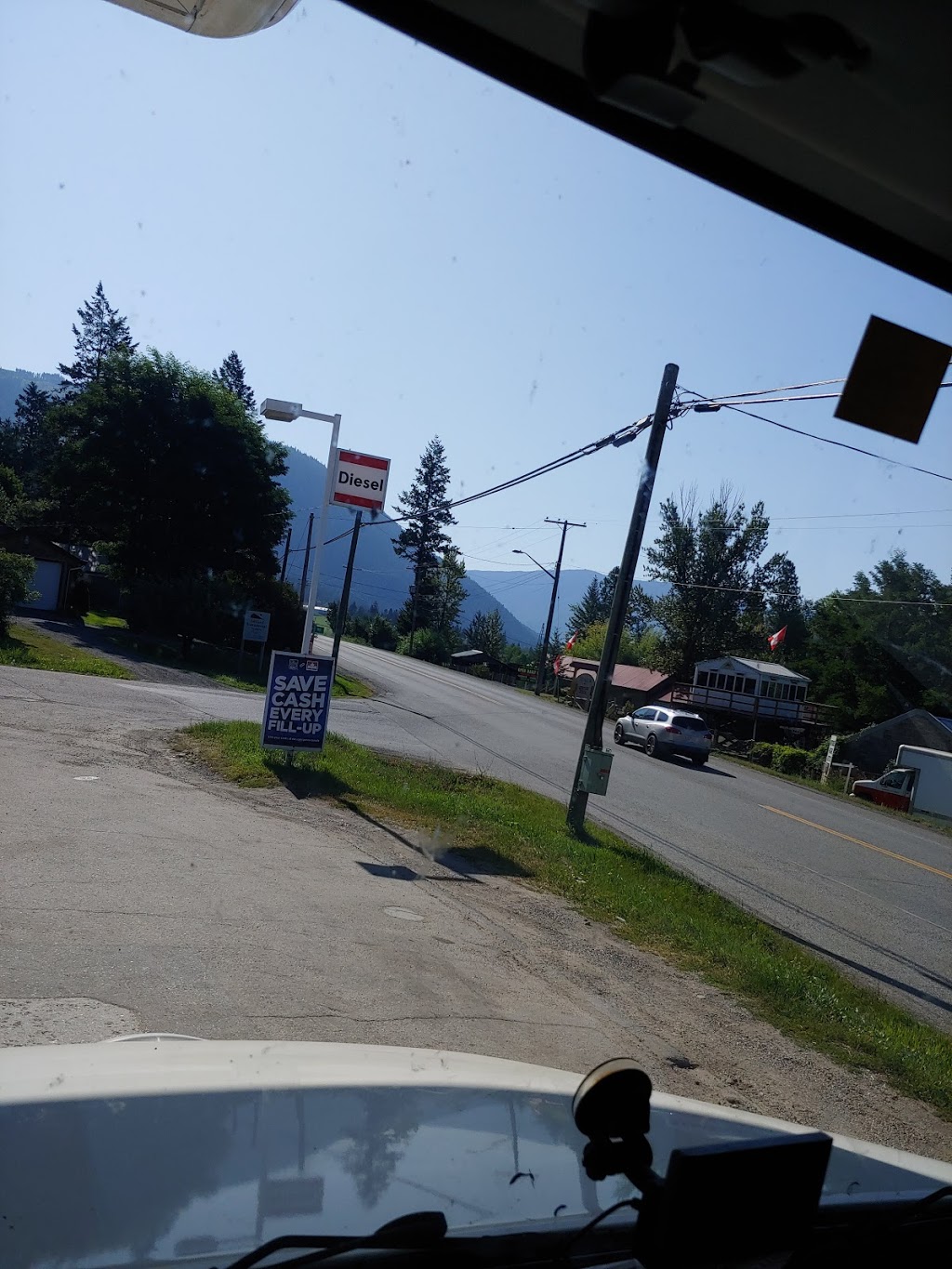 Petro-Canada | 5668 BC-97, Falkland, BC V0E 1W0, Canada | Phone: (250) 379-2312