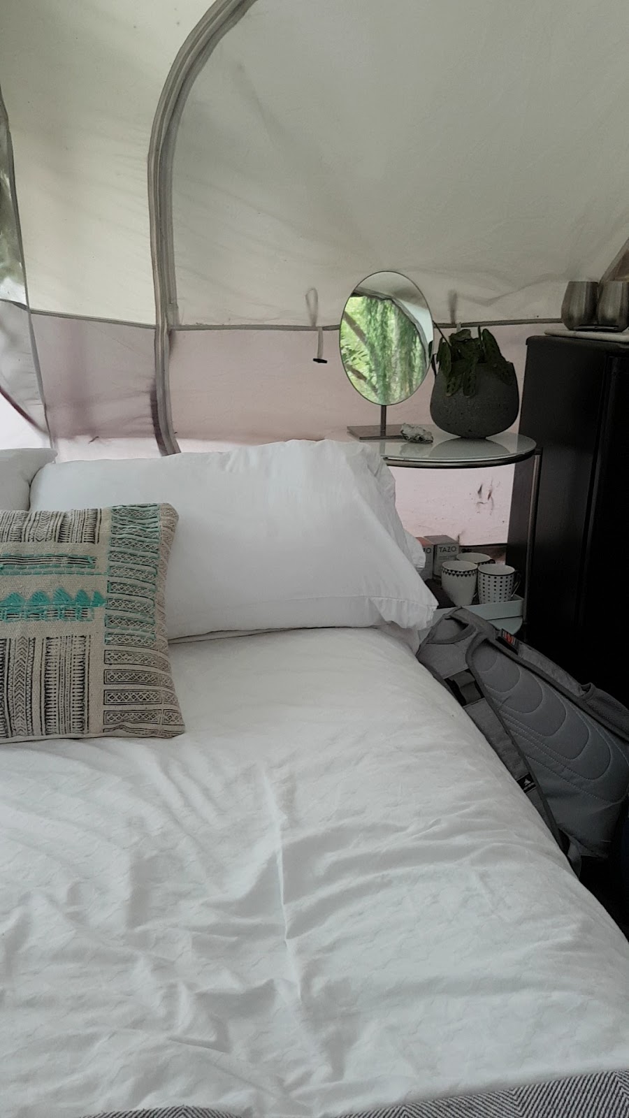 Serenity Stay Bed & Breakfast | 670 Cook Rd, Kelowna, BC V1W 3G7, Canada | Phone: (250) 718-6973