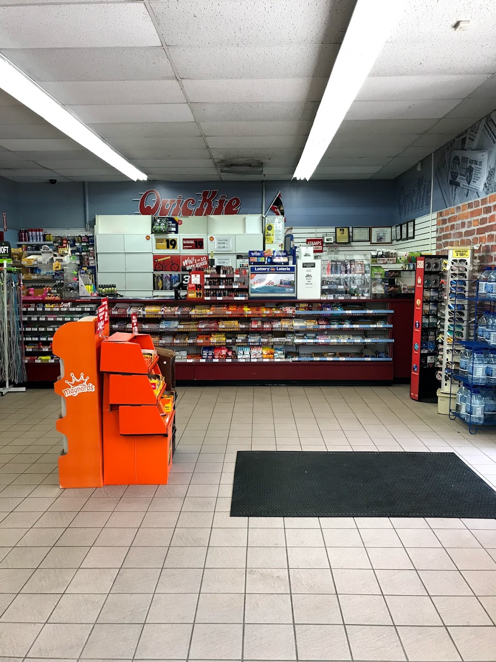 Quickie | 1435 Caldwell Ave, Ottawa, ON K1Z 8L3, Canada | Phone: (613) 729-8912