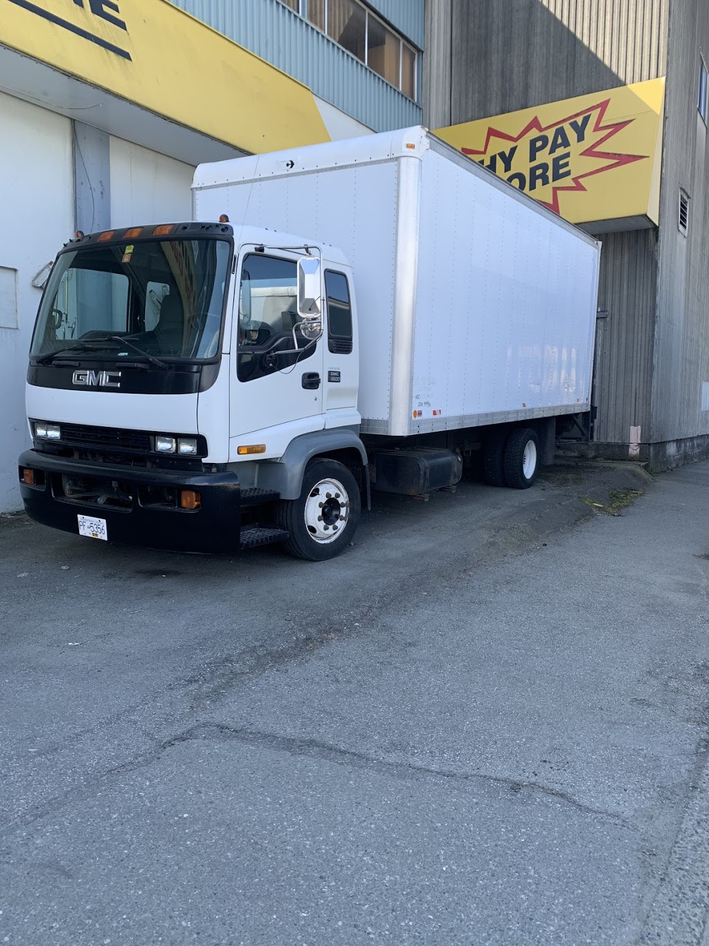 Ambleside Moving | 3818 Michener Way, North Vancouver, BC V7K 3C7, Canada | Phone: (604) 716-6164