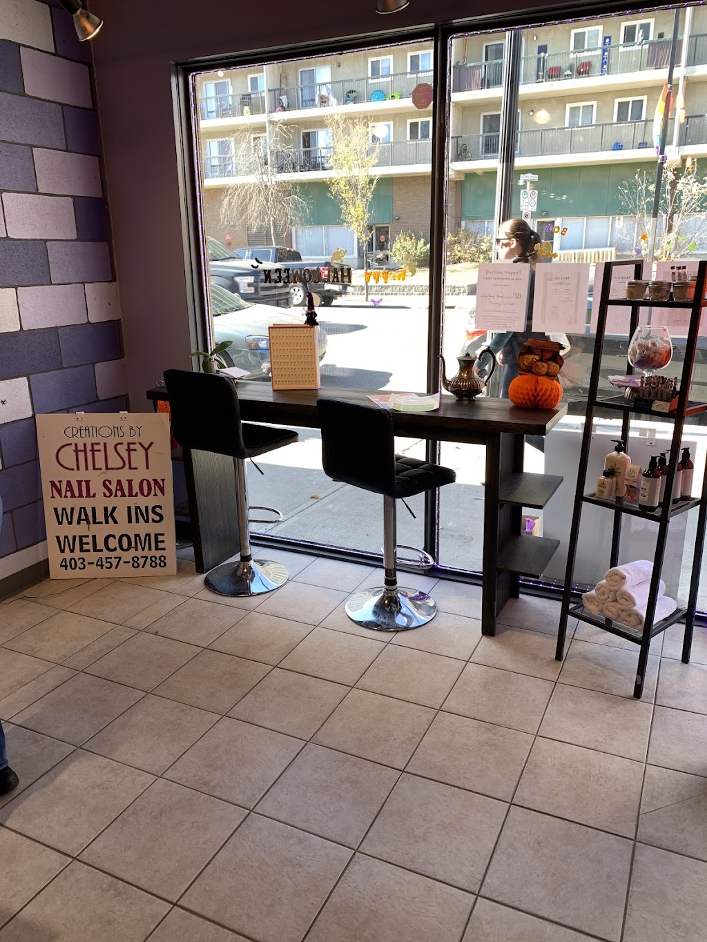 Creations by Chelsey Hair and Design | 338 10 St NW #3, Calgary, AB T2N 1V8, Canada | Phone: (403) 262-3288
