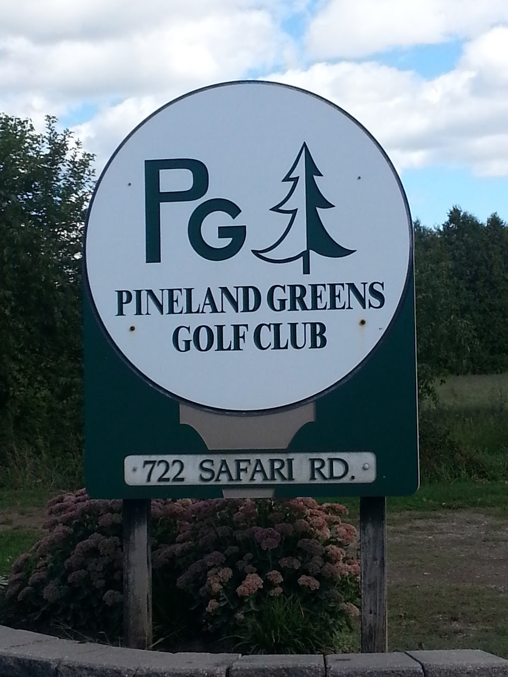 Pineland Greens Golf Club | 722 Safari Rd, Millgrove, ON L8B 1S8, Canada | Phone: (905) 659-1271