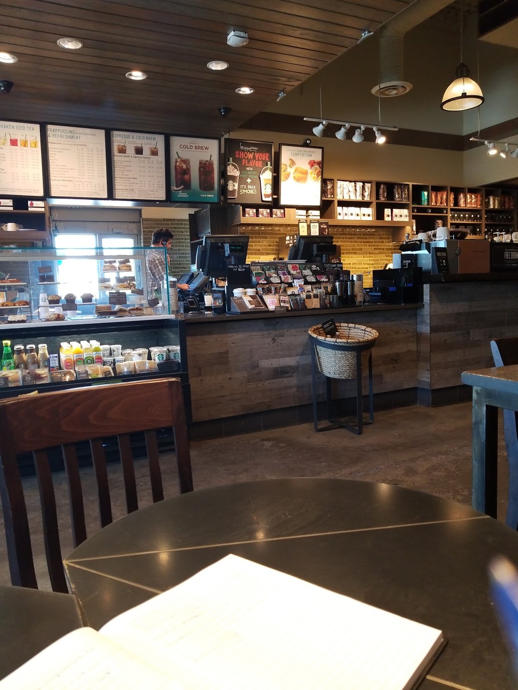 Starbucks | 100 Marina Dr, Chestermere Station Way #101, Chestermere, AB T1X 0A9, Canada | Phone: (403) 235-3660