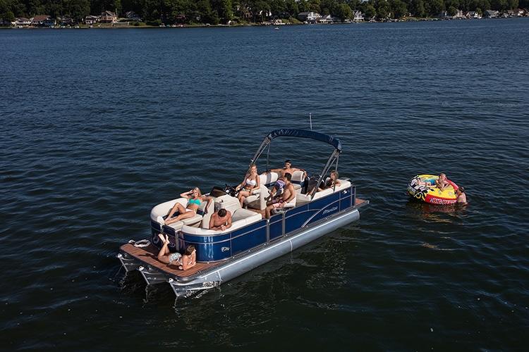 wakethelakepenticton | 3895 Lakeside Rd, Penticton, BC V2A 8W3, Canada | Phone: (250) 809-2258