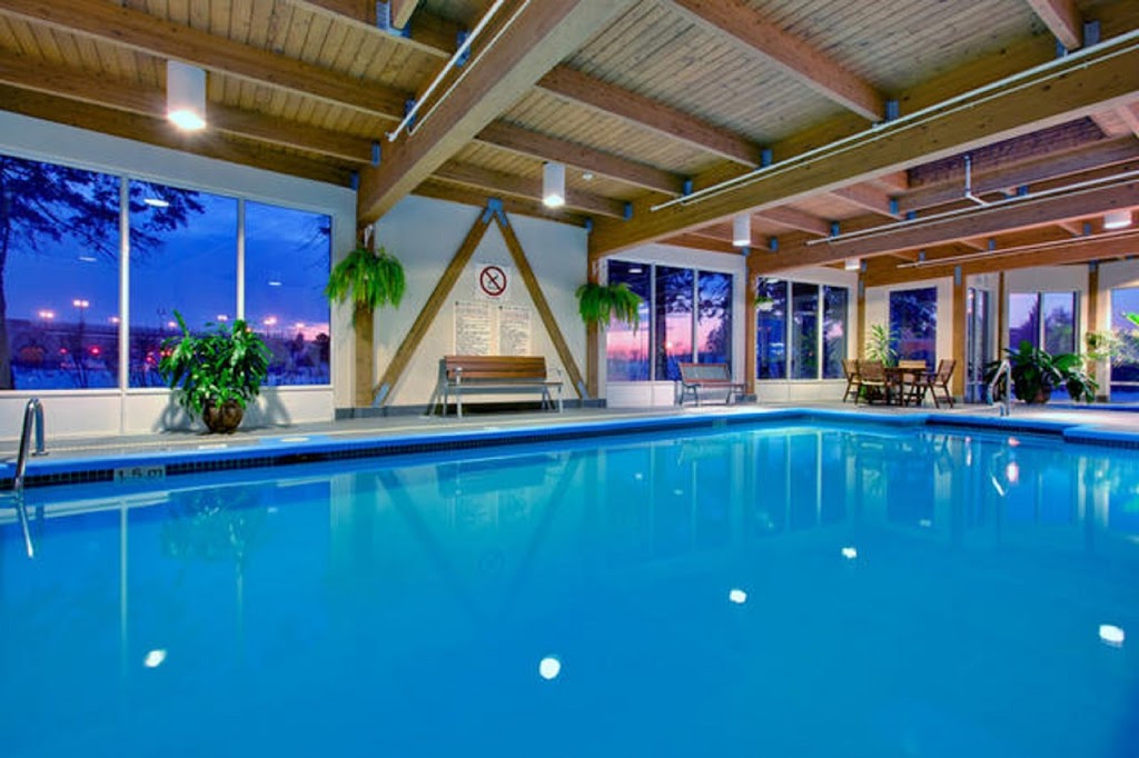 Holiday Inn Montreal-Longueuil | 900 Rue Saint-Charles Est, Longueuil, QC J4H 3Y2, Canada | Phone: (450) 646-8100