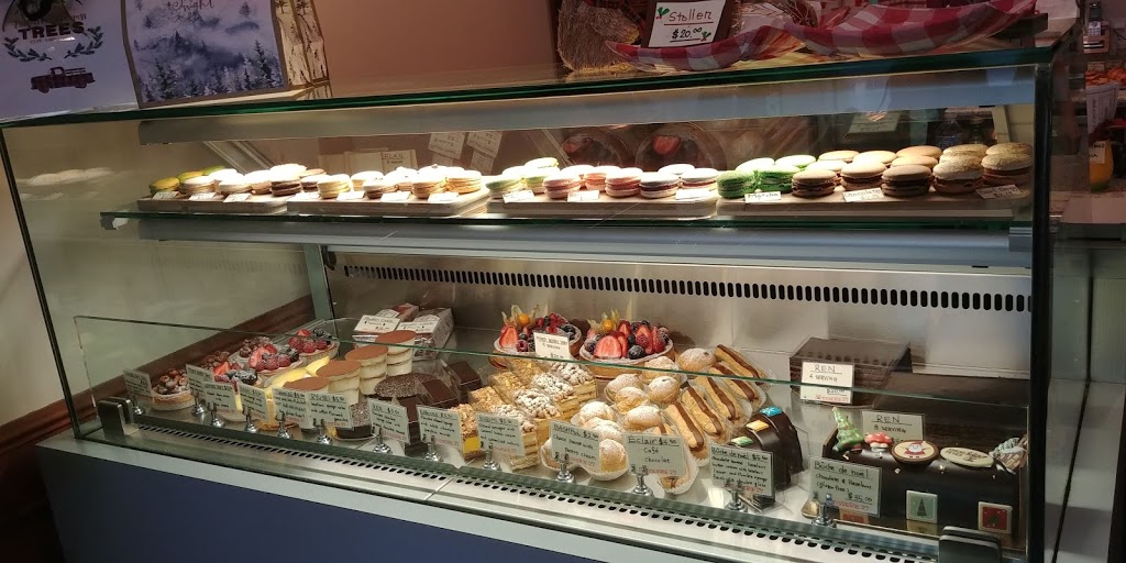 Patisserie 27 | 401 Jane St, Toronto, ON M6S 2E2, Canada | Phone: (416) 762-2103