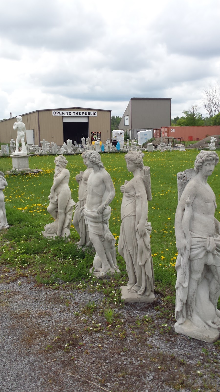 Statue Canada | 90 Jackson Ln, Arnprior, ON K7S 3G8, Canada | Phone: (613) 623-2661