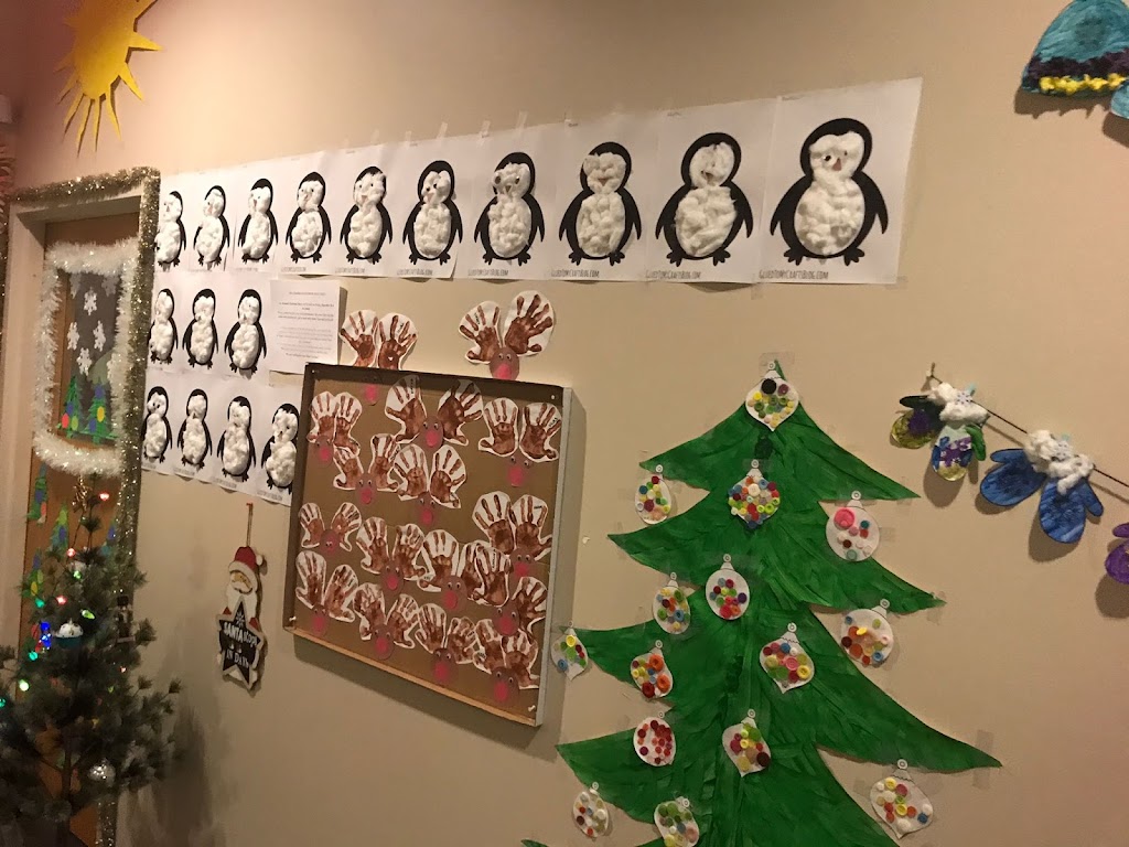 Daycare Kolobok | 19815 45th Ave NW, Edmonton, AB T6M 0M4, Canada | Phone: (780) 263-0076
