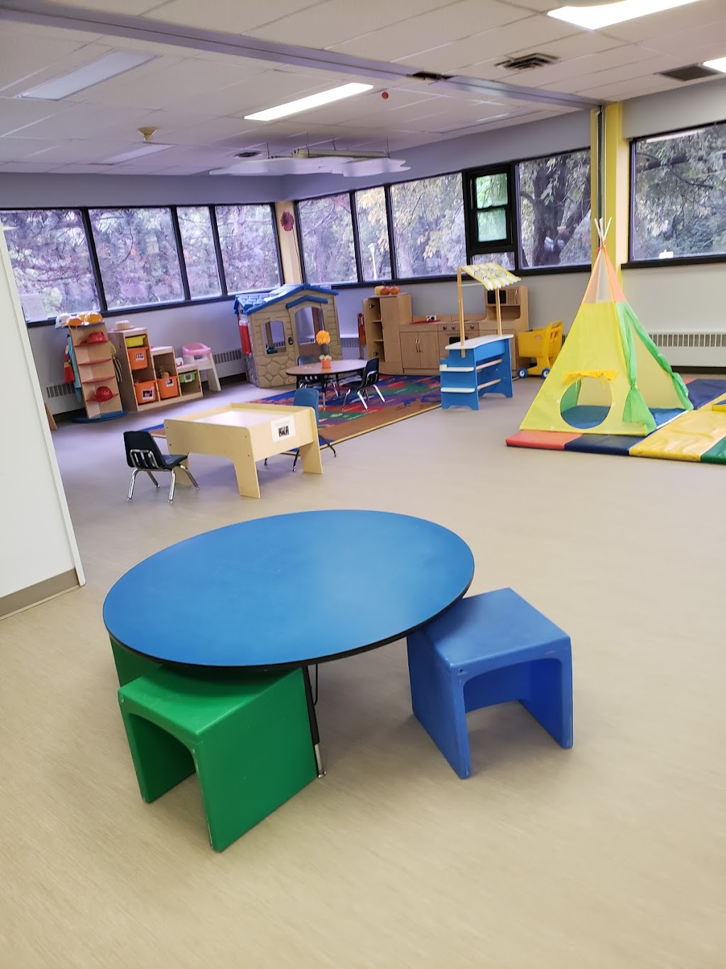 Ontario Early Years Ctr | 1645 Sheppard Ave W, North York, ON M3M 2X4, Canada | Phone: (416) 633-4035