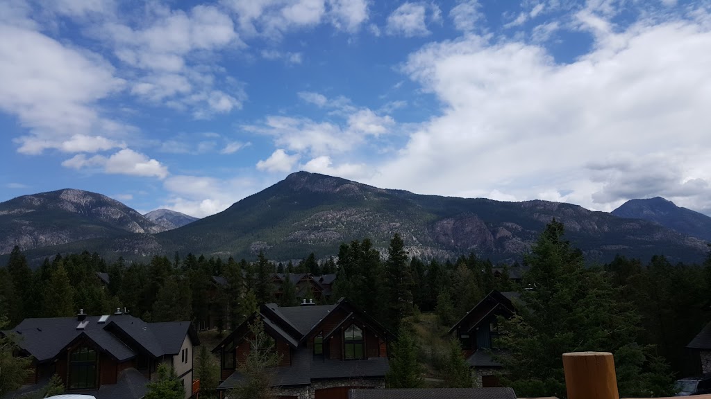 Lakeview Meadows Sales Centre | 880 Lakeview Dr., Invermere, BC V0A 1K3, Canada | Phone: (250) 342-2536