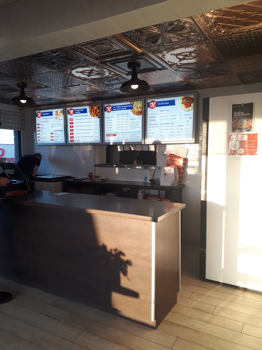 Nicks Chicken House & Pizzeria | 450 Pembroke St E, Pembroke, ON K8A 3L2, Canada | Phone: (613) 735-5332