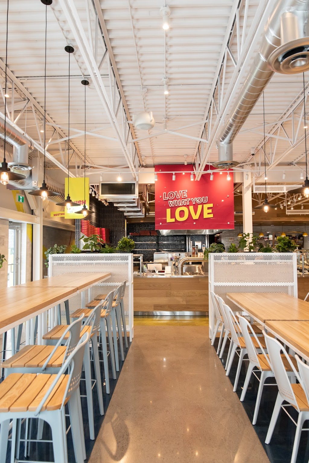 Pizzatown | 325 Washmill Lake Dr, Halifax, NS B3S 0C4, Canada | Phone: (902) 450-0000